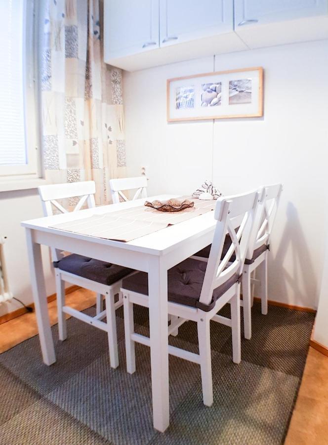 Comfortable Apartment Mila At A Good Location Kotka Esterno foto